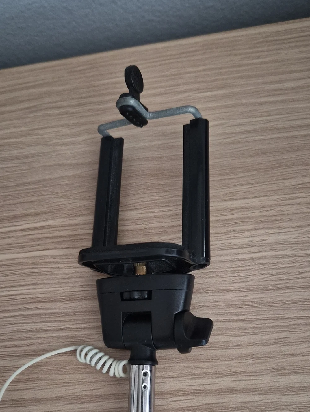 Mickey Mouse Wired Selfie Stick - Black